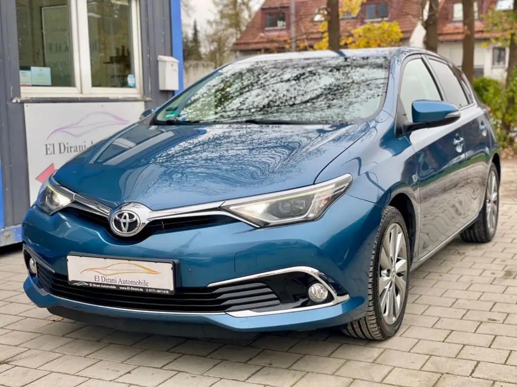 Photo 1 : Toyota Auris 2016 Petrol