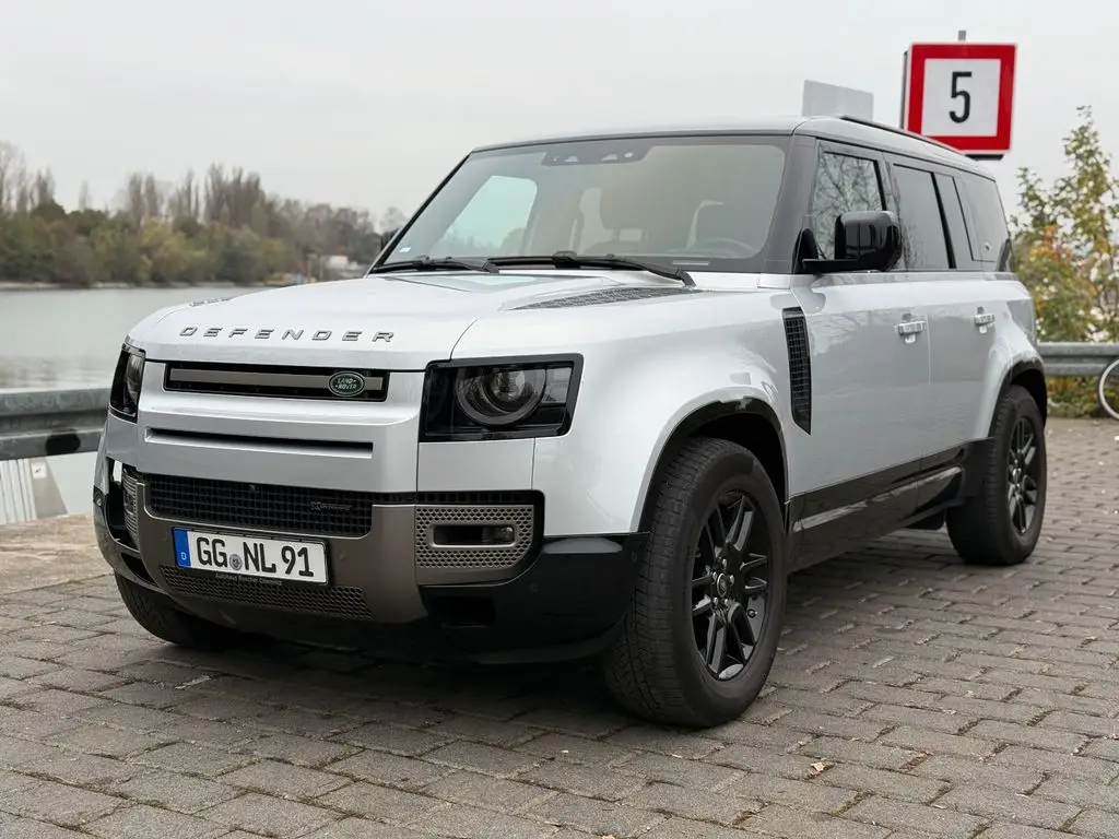 Photo 1 : Land Rover Defender 2021 Diesel