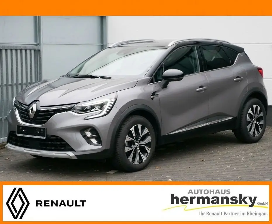 Photo 1 : Renault Captur 2023 Essence