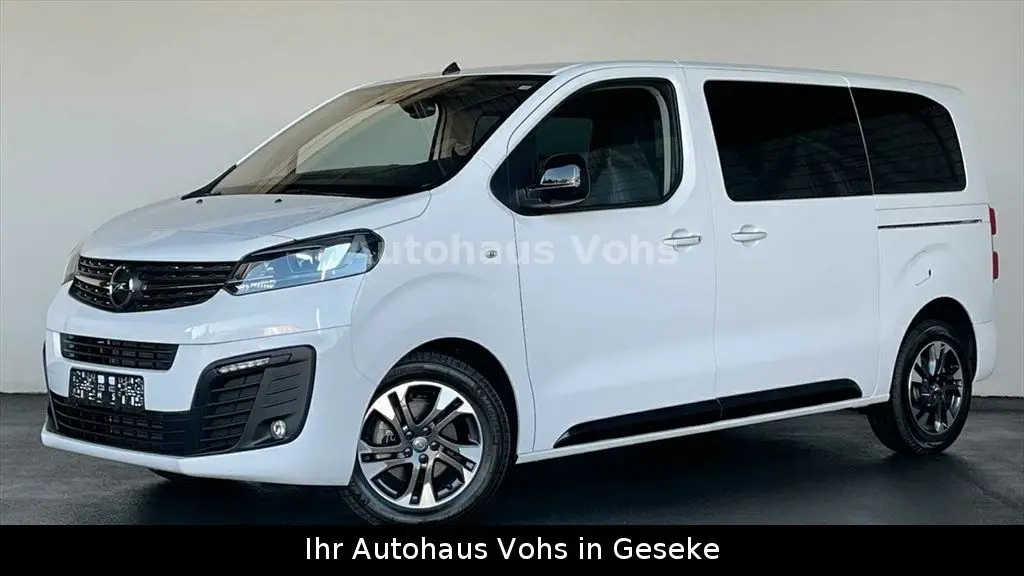 Photo 1 : Opel Zafira 2024 Diesel