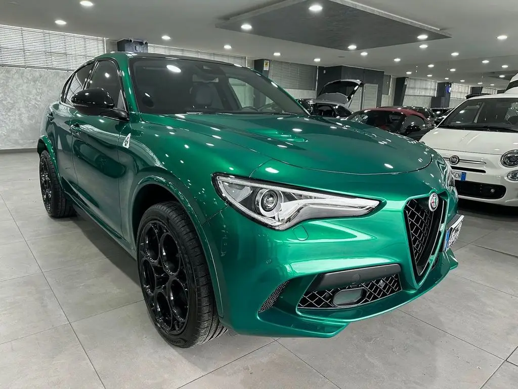 Photo 1 : Alfa Romeo Stelvio 2022 Essence