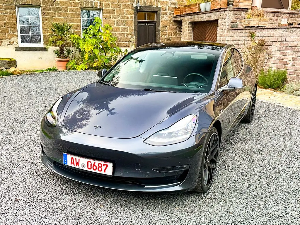 Photo 1 : Tesla Model 3 2019 Not specified