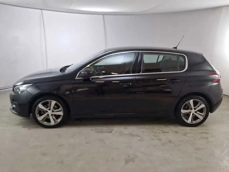 Photo 1 : Peugeot 308 2019 Petrol