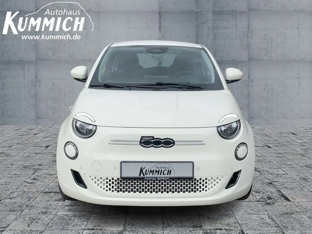 Photo 1 : Fiat 500 2023 Non renseigné