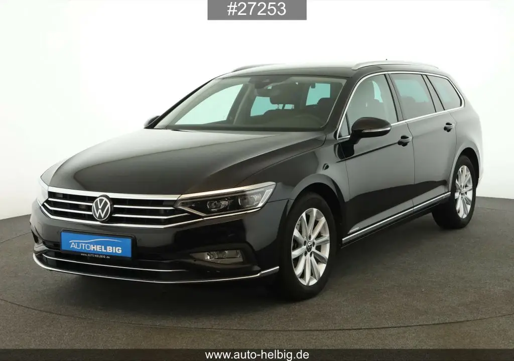 Photo 1 : Volkswagen Passat 2023 Diesel