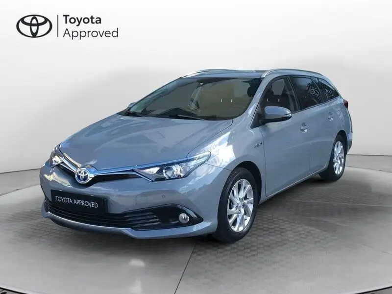 Photo 1 : Toyota Auris 2018 Hybrid