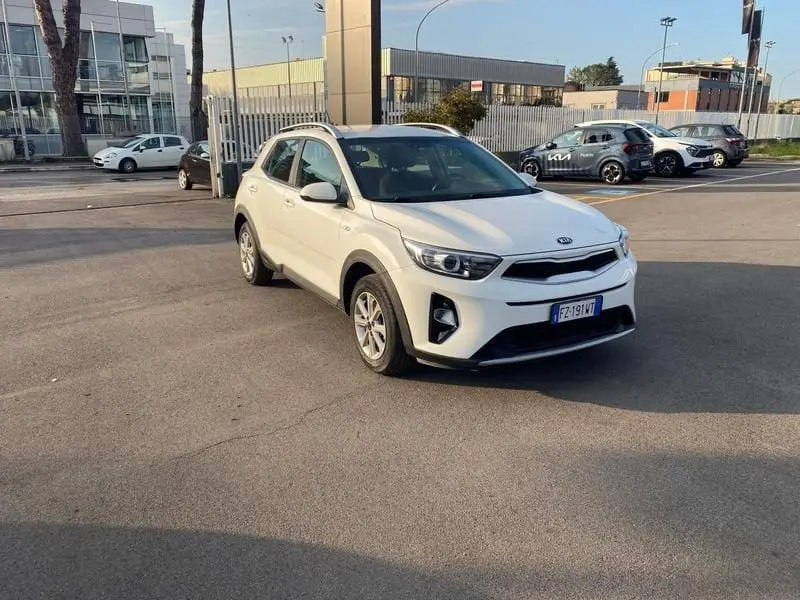 Photo 1 : Kia Stonic 2020 LPG