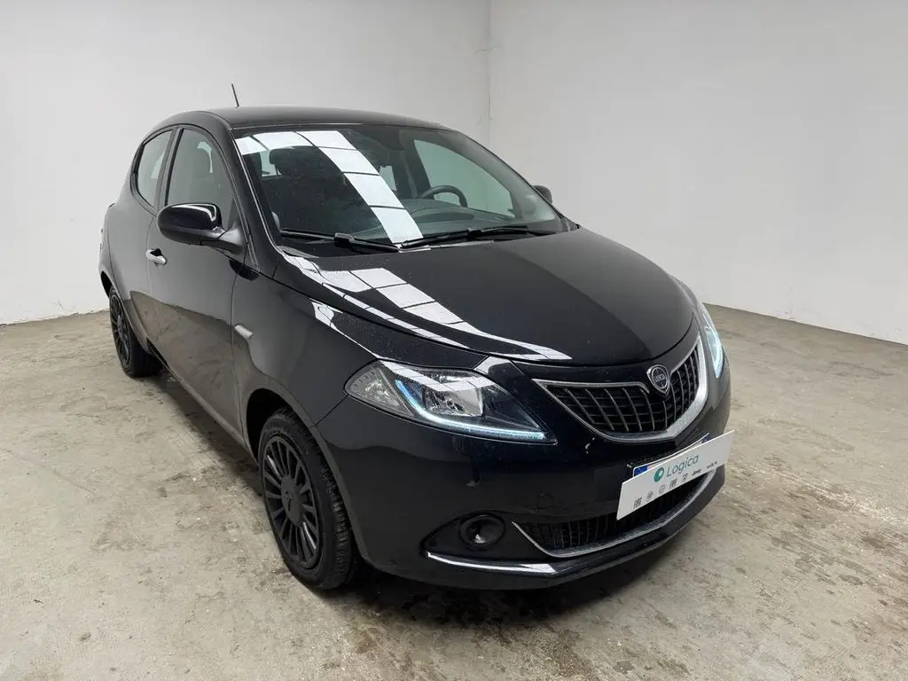 Photo 1 : Lancia Ypsilon 2022 Hybrid