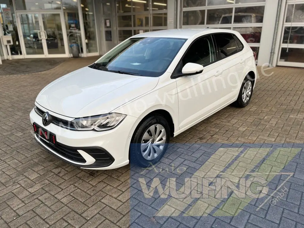 Photo 1 : Volkswagen Polo 2023 Petrol