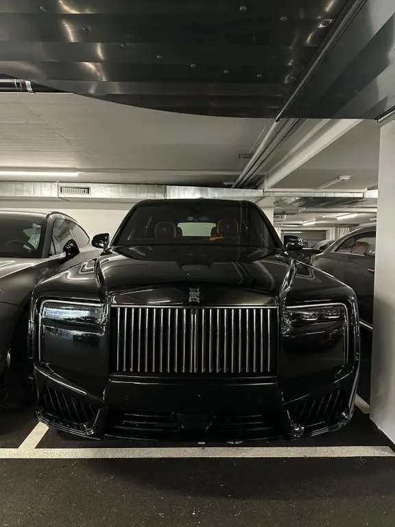 Photo 1 : Rolls-royce Cullinan 2024 Petrol