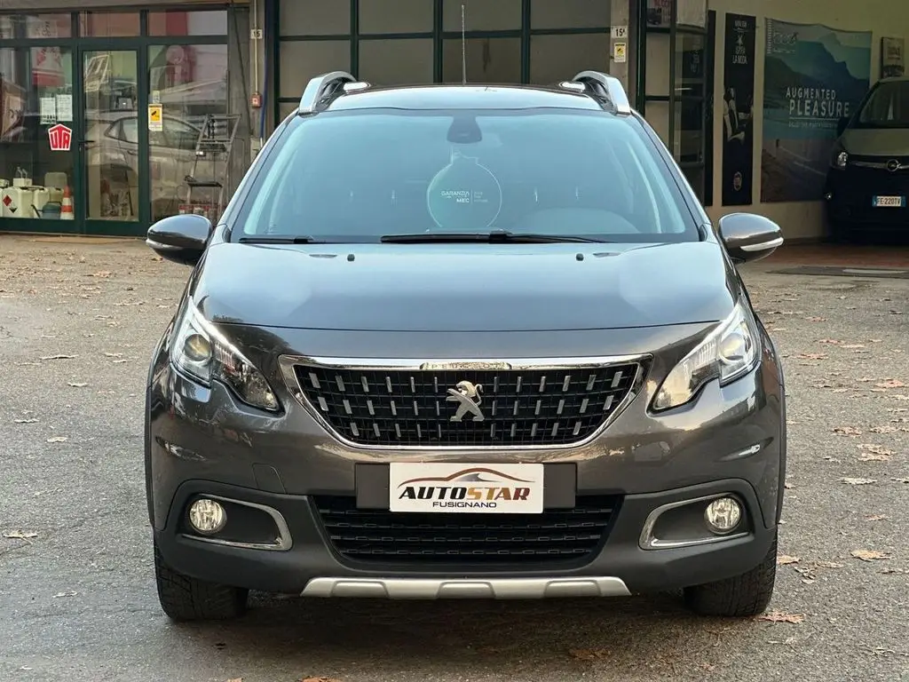 Photo 1 : Peugeot 2008 2019 Essence