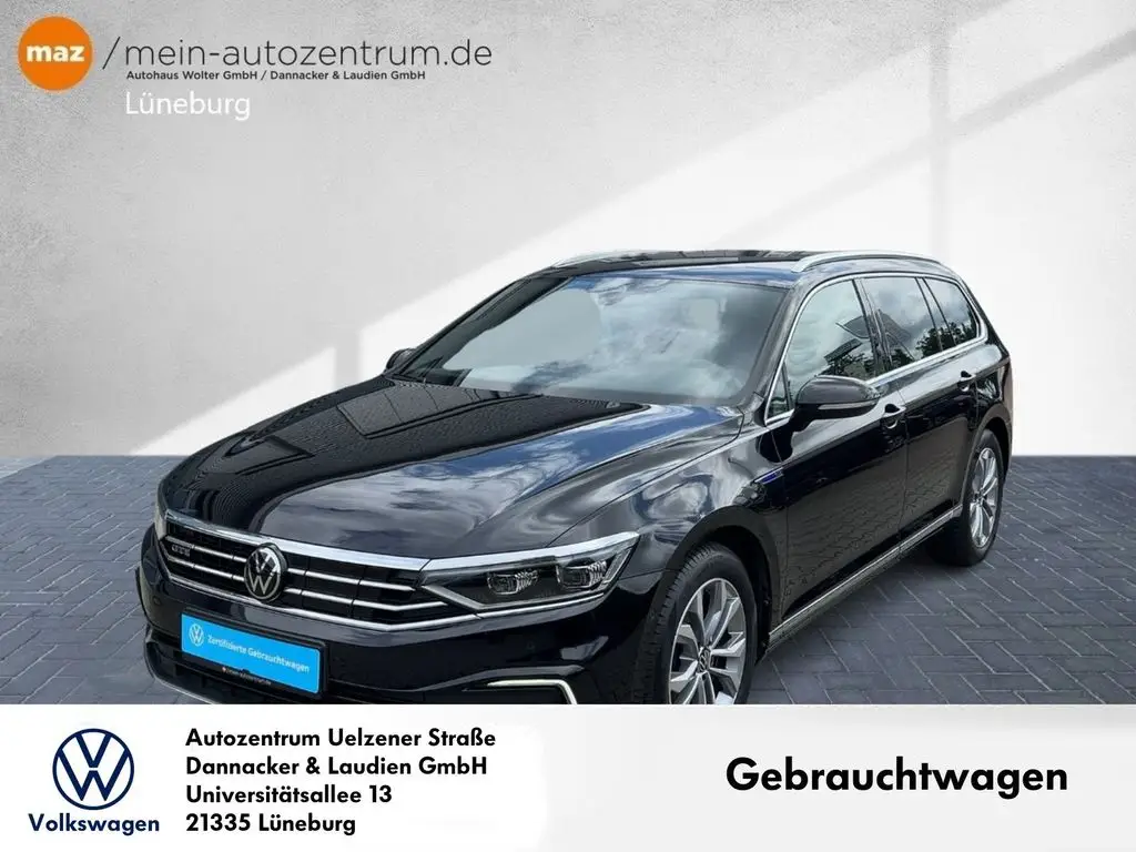 Photo 1 : Volkswagen Passat 2022 Hybride