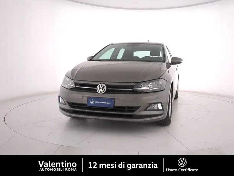 Photo 1 : Volkswagen Polo 2018 Petrol