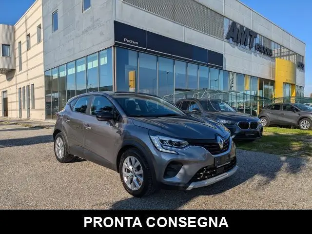 Photo 1 : Renault Captur 2021 Petrol