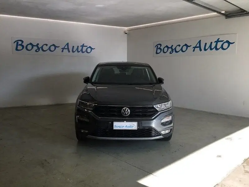 Photo 1 : Volkswagen T-roc 2018 Petrol