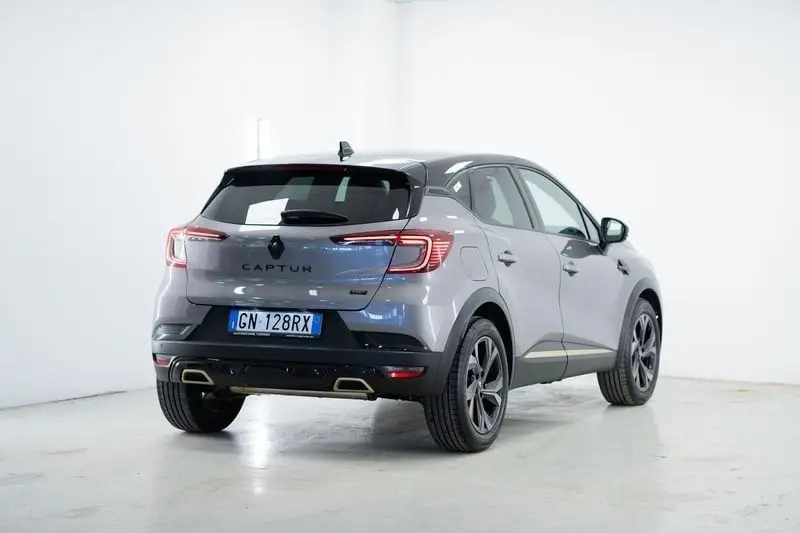 Photo 1 : Renault Captur 2023 Hybrid