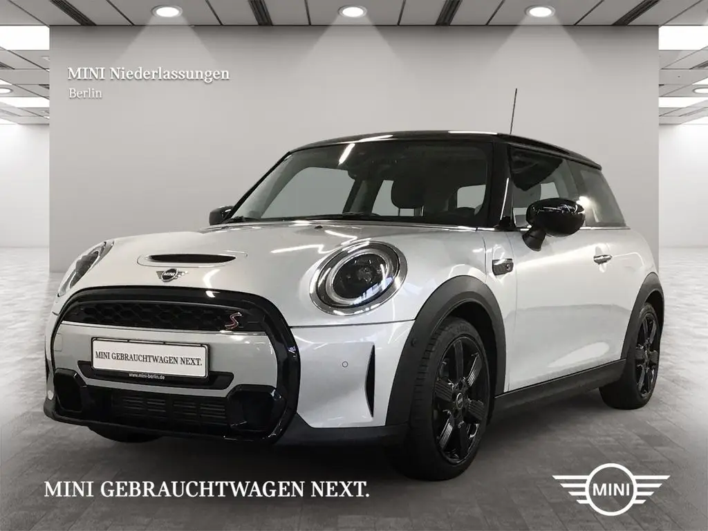 Photo 1 : Mini Cooper 2022 Essence