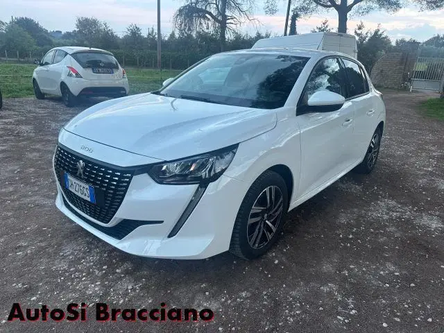 Photo 1 : Peugeot 208 2021 Petrol