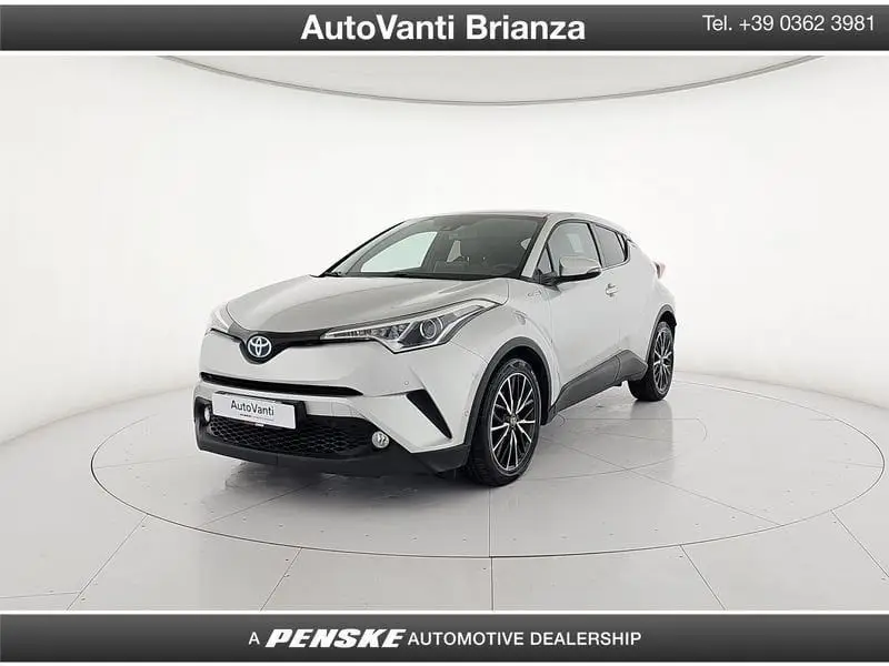 Photo 1 : Toyota C-hr 2017 Hybrid