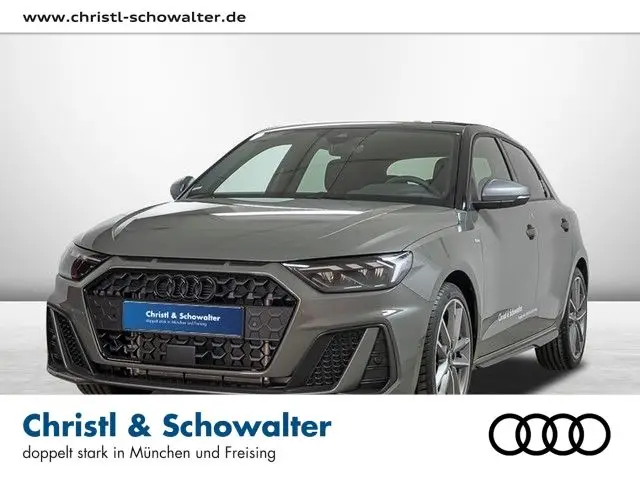 Photo 1 : Audi A1 2023 Essence