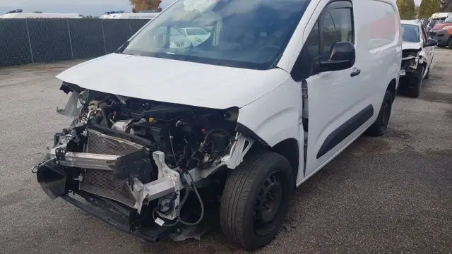 Photo 1 : Toyota Proace 2023 Diesel