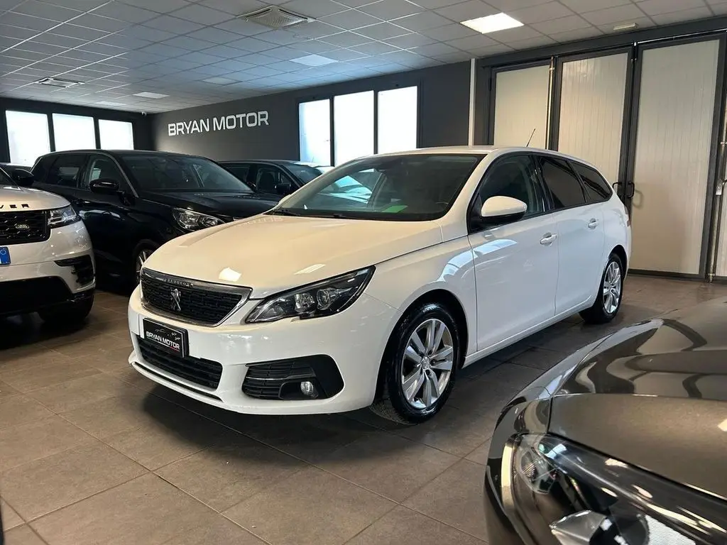 Photo 1 : Peugeot 308 2019 Diesel