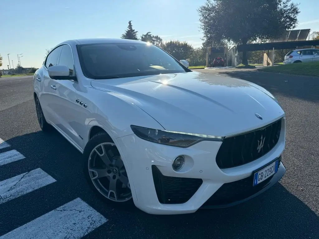 Photo 1 : Maserati Levante 2020 Petrol