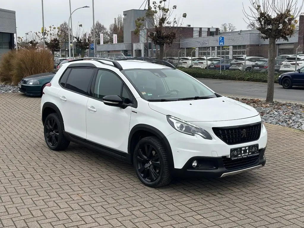 Photo 1 : Peugeot 2008 2019 Essence