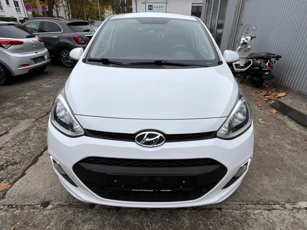 Photo 1 : Hyundai I10 2016 Petrol