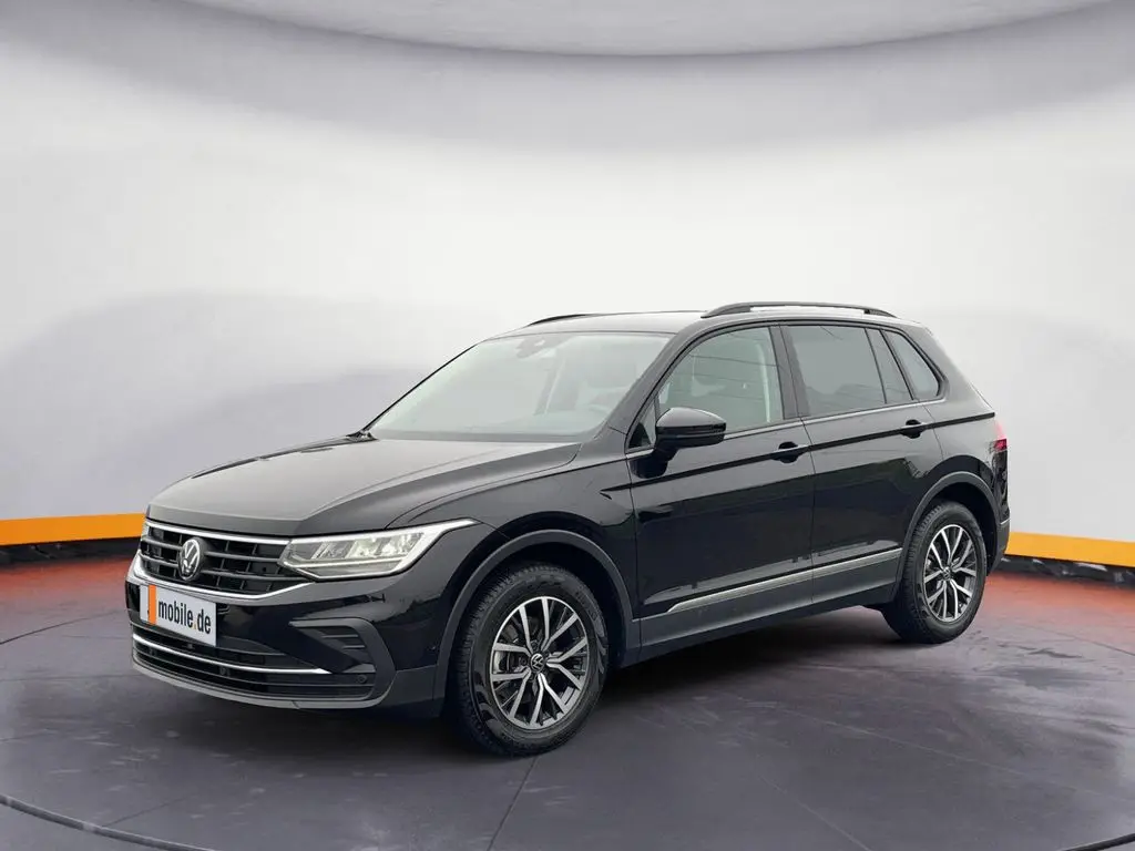 Photo 1 : Volkswagen Tiguan 2024 Petrol