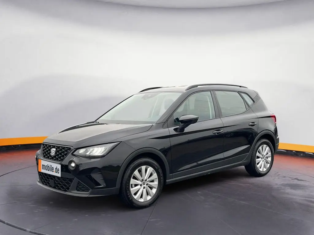 Photo 1 : Seat Arona 2024 Essence