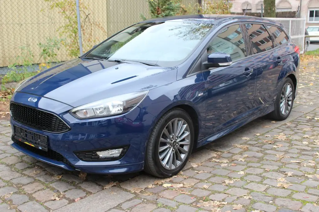 Photo 1 : Ford Focus 2018 Diesel