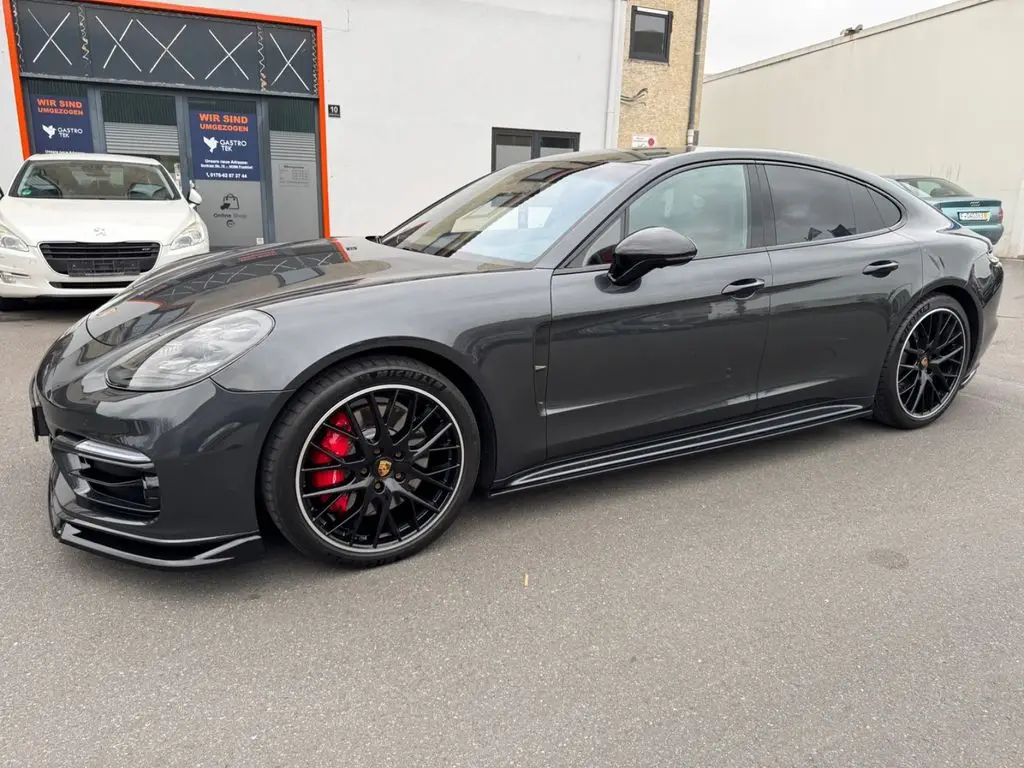 Photo 1 : Porsche Panamera 2021 Petrol