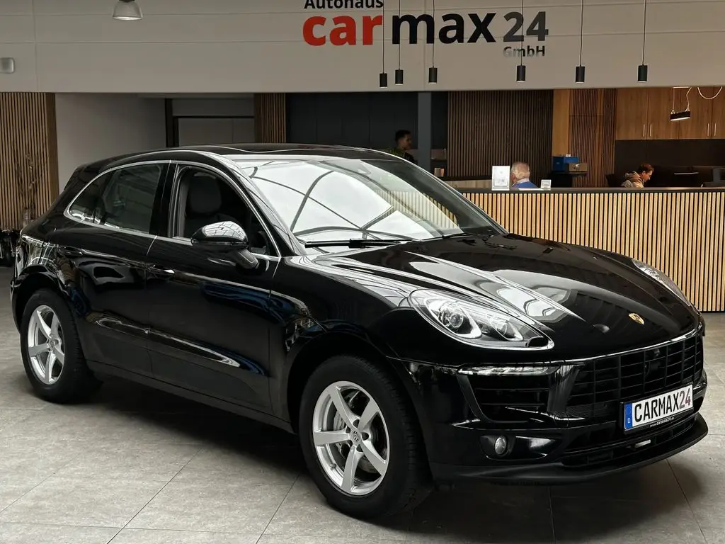 Photo 1 : Porsche Macan 2016 Essence