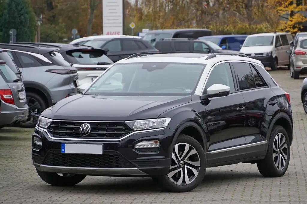 Photo 1 : Volkswagen T-roc 2021 Essence