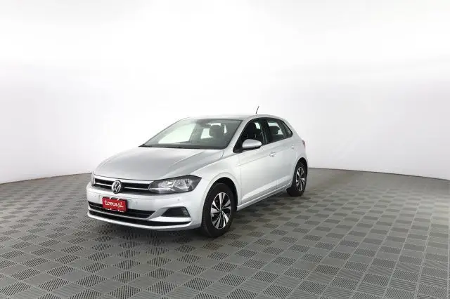 Photo 1 : Volkswagen Polo 2020 Essence