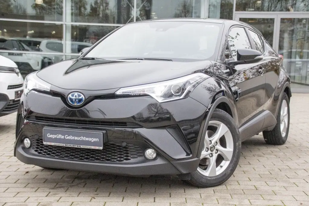 Photo 1 : Toyota C-hr 2017 Hybrid