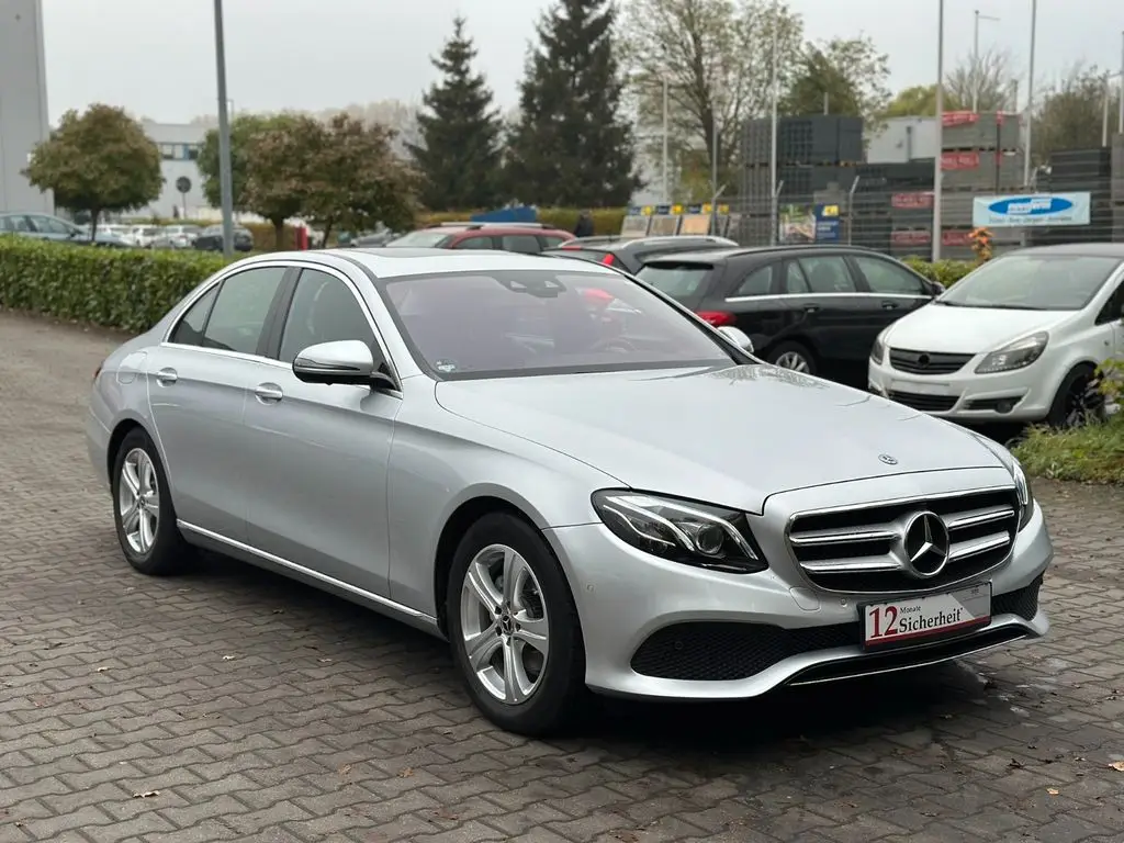 Photo 1 : Mercedes-benz Classe E 2017 Essence