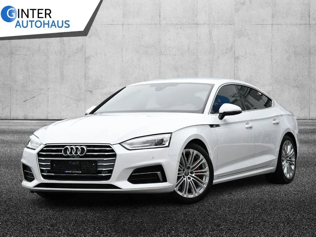 Photo 1 : Audi A5 2019 Petrol