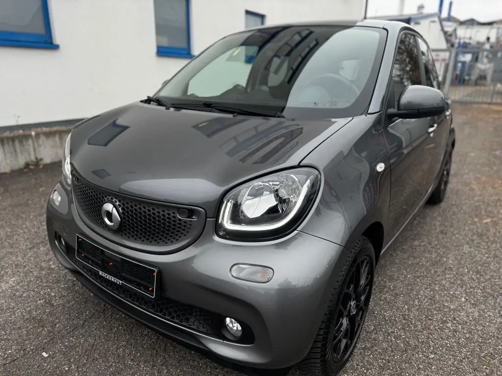 Photo 1 : Smart Forfour 2018 Essence