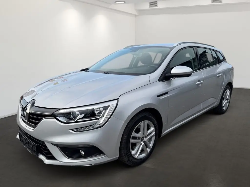 Photo 1 : Renault Megane 2020 Diesel