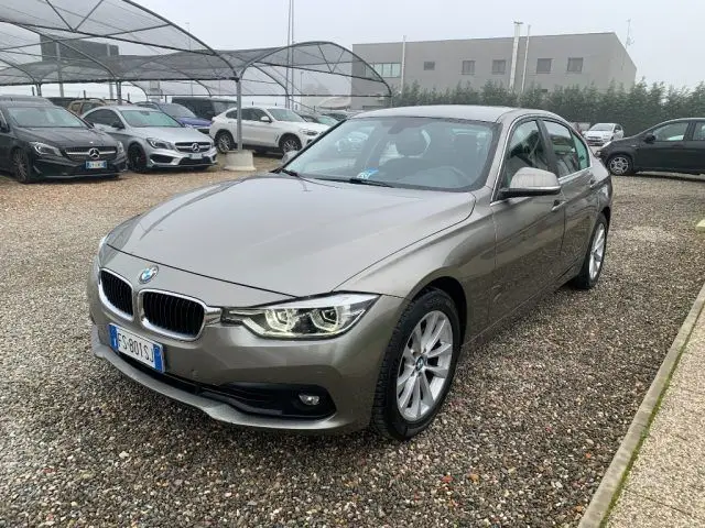 Photo 1 : Bmw Serie 3 2018 Diesel