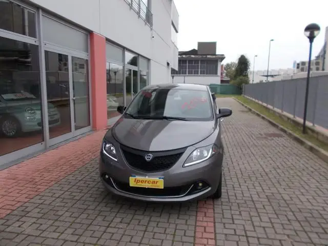 Photo 1 : Lancia Ypsilon 2021 Hybride