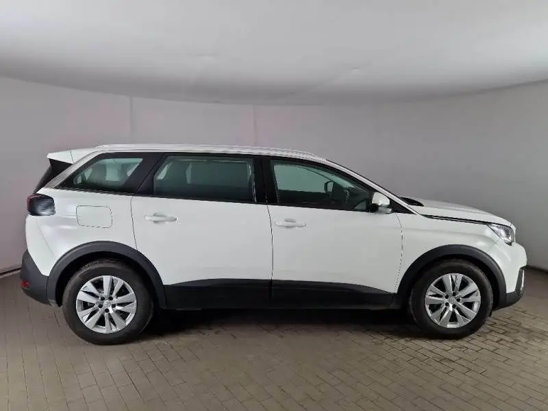 Photo 1 : Peugeot 5008 2019 Diesel