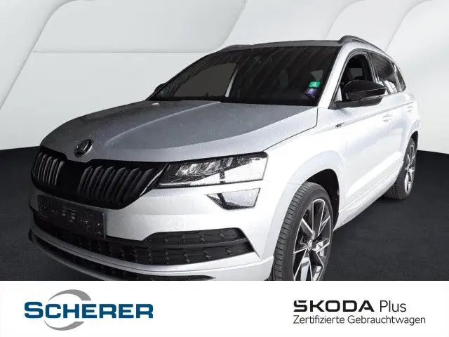 Photo 1 : Skoda Karoq 2021 Essence