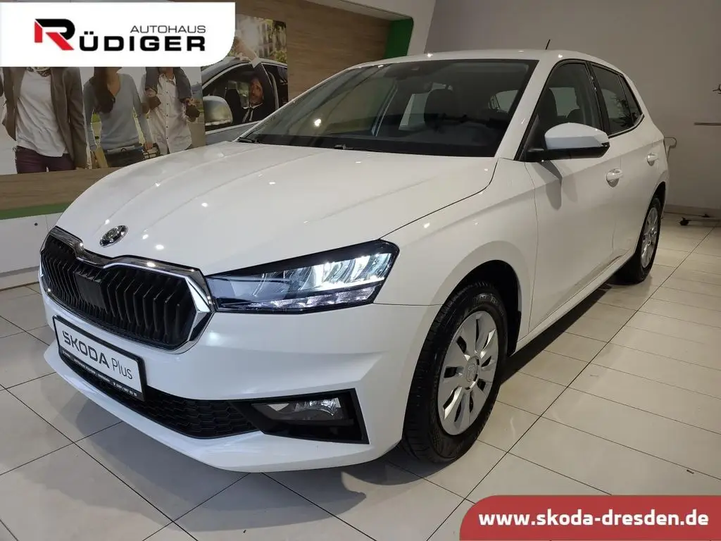 Photo 1 : Skoda Fabia 2024 Petrol