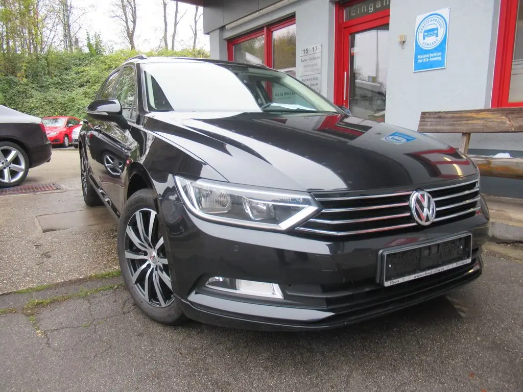 Photo 1 : Volkswagen Passat 2016 Essence