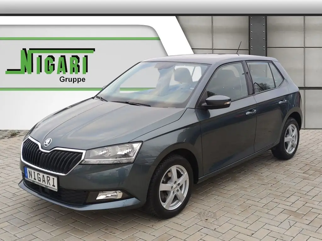 Photo 1 : Skoda Fabia 2020 Essence