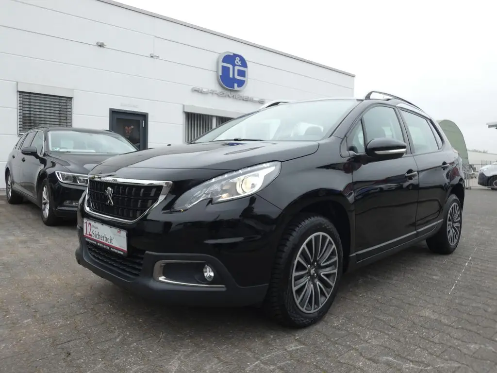 Photo 1 : Peugeot 2008 2019 Petrol