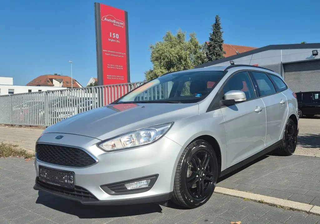 Photo 1 : Ford Focus 2015 Diesel